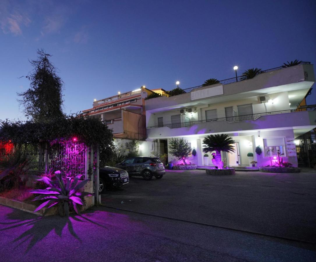 לאגו פטרייה Hotel Stefany מראה חיצוני תמונה